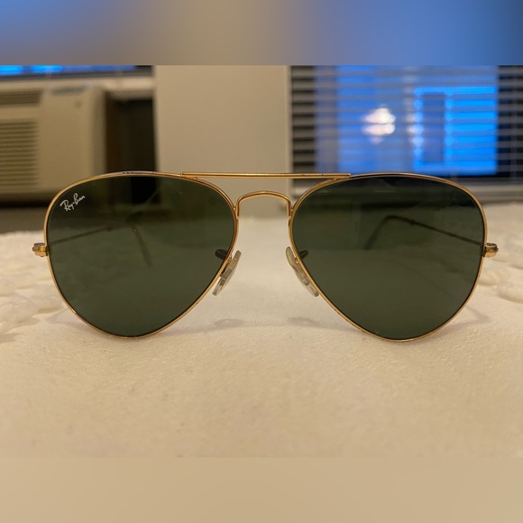 Ray-Ban Aviator Classic Sunglasses - Picture 1 of 5